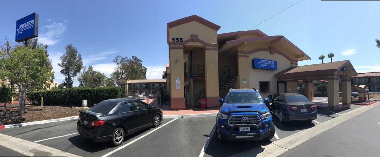 Americas Best Value Inn & Suites Escondido Dış mekan fotoğraf