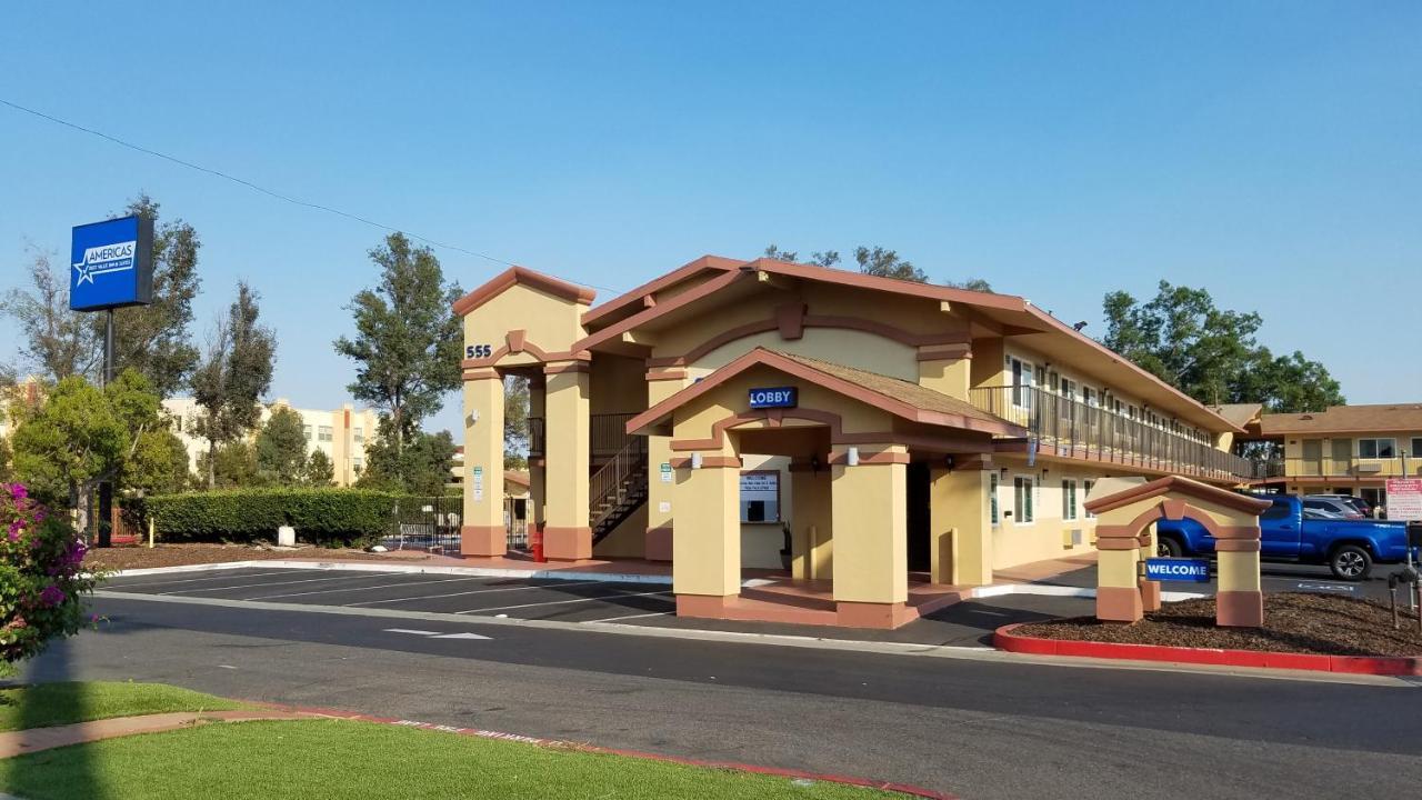 Americas Best Value Inn & Suites Escondido Dış mekan fotoğraf